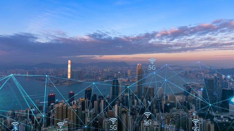 5G时代,媒介的隐没与赛博人的崛起